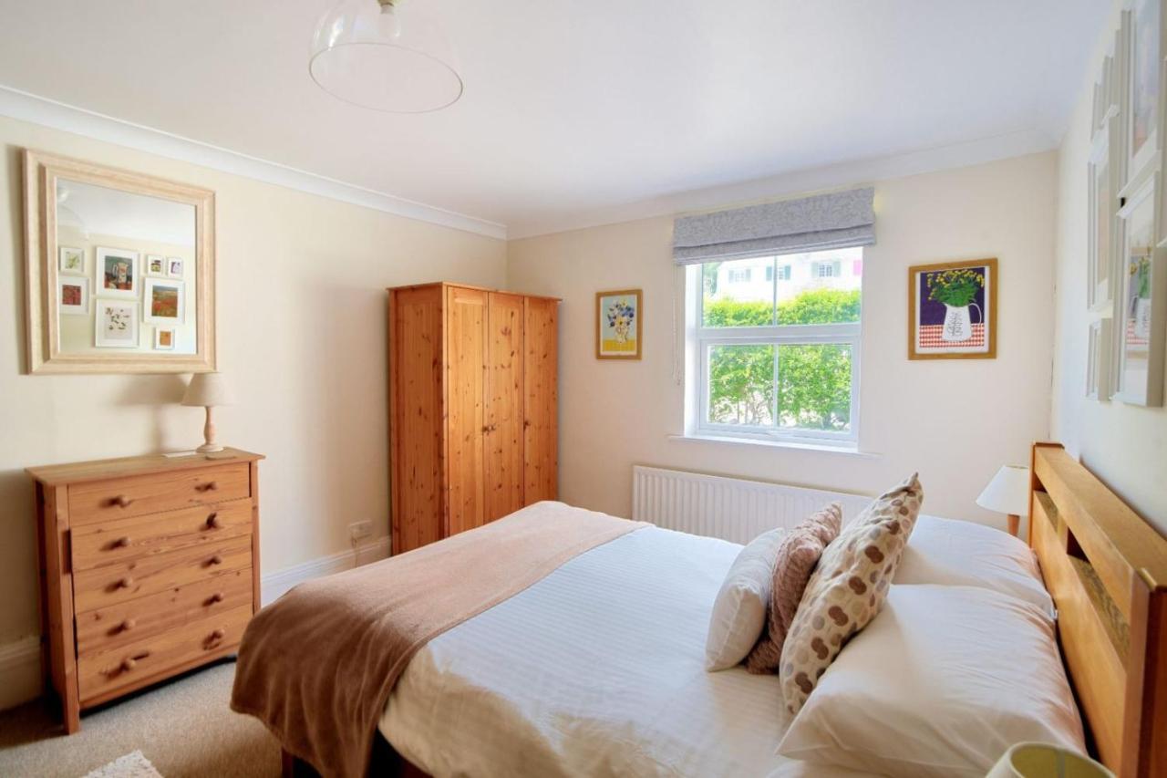 2 Cobb View Apartment Lyme Regis Exterior foto